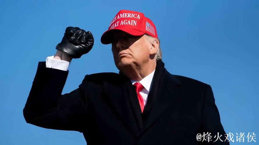 特朗普亮相2025年陆海军橄榄球经典赛，并主持开球仪式