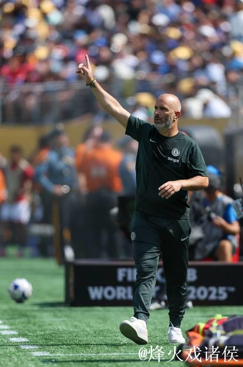 佐拉社媒庆祝切尔西夺冠:世界冠军表现出色马雷斯卡 佐拉社媒庆祝切尔西夺冠:世界冠军表现出色马雷斯卡